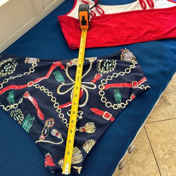 2-piece swimsuit 🧜🏼‍♀️🏊🏼‍♂️👙XL - Picture 8 of 9